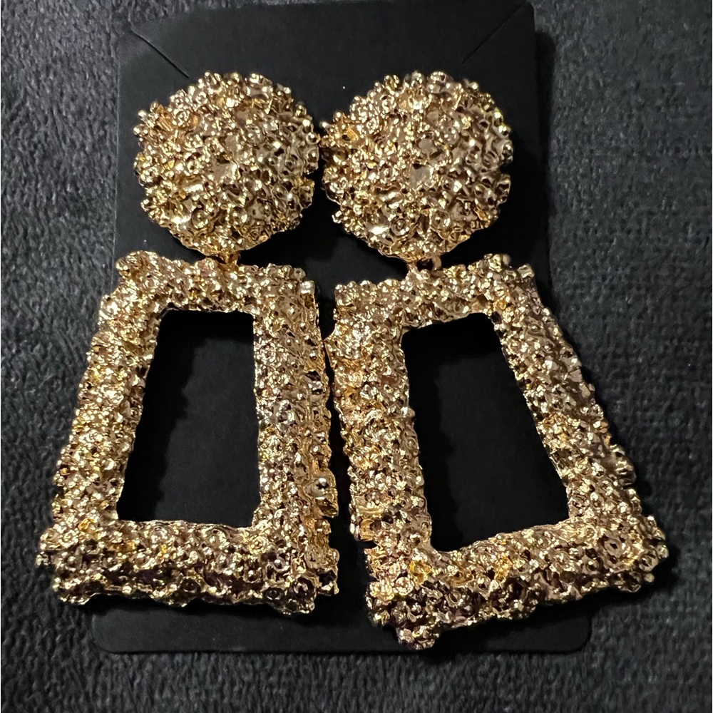 Gold dangle earrings